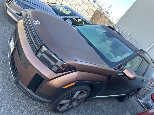 2024 Hyundai Santa Fe Limited photo 2
