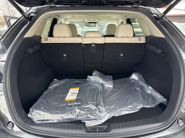 2025 Mazda CX-5 2.5 S Preferred photo 14