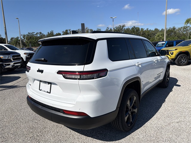 2025 Jeep Grand Cherokee Altitude X photo 4
