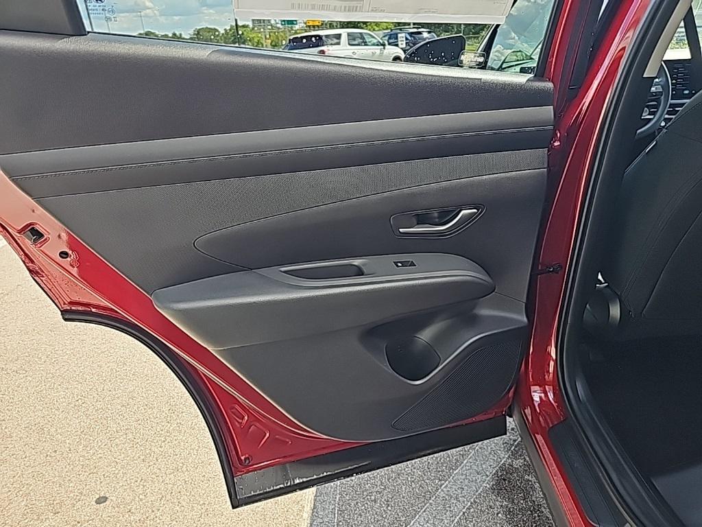 2026 Hyundai Tucson SEL photo 27