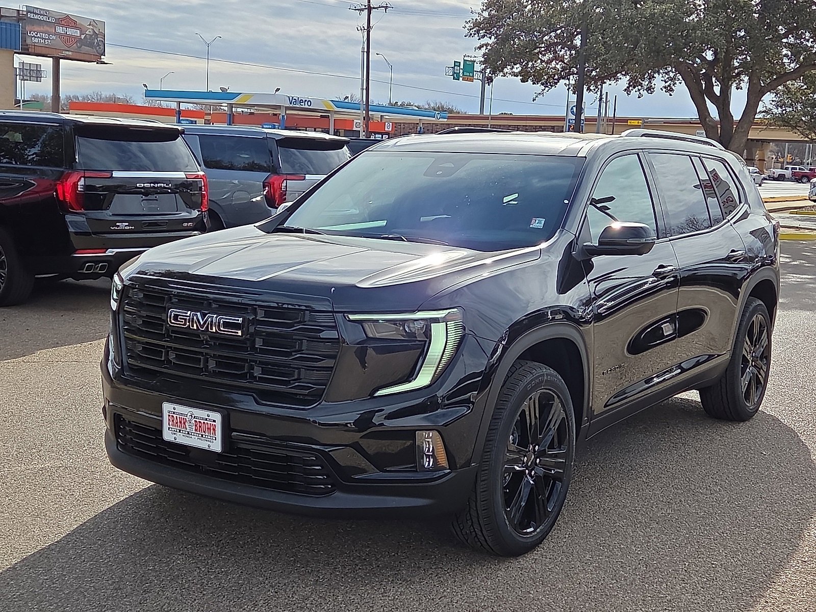 2026 GMC Acadia Elevation's photo