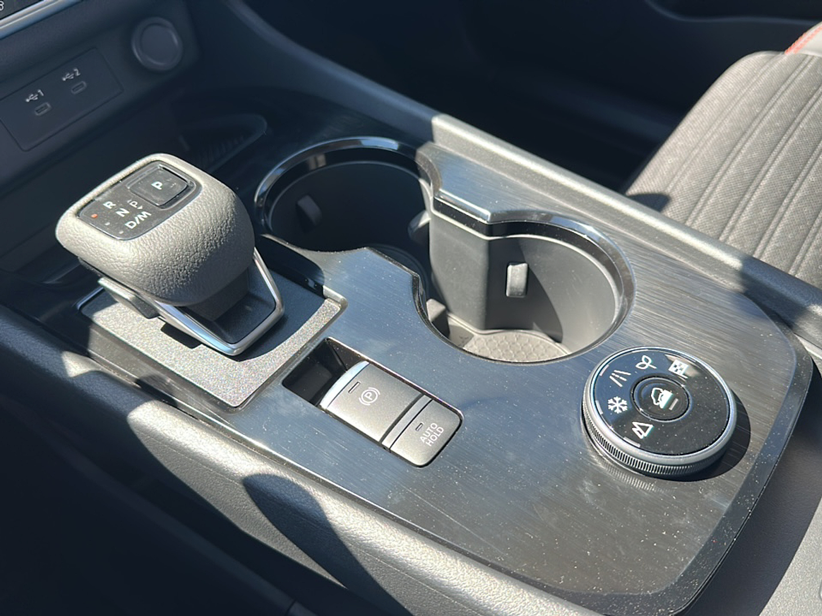 2026 Nissan Rogue SV photo 8