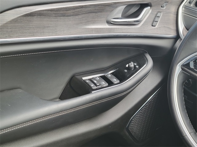 2022 Jeep Grand Cherokee Overland photo 32