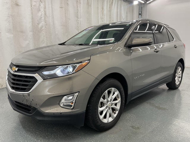 2018 Chevrolet Equinox LT photo 3