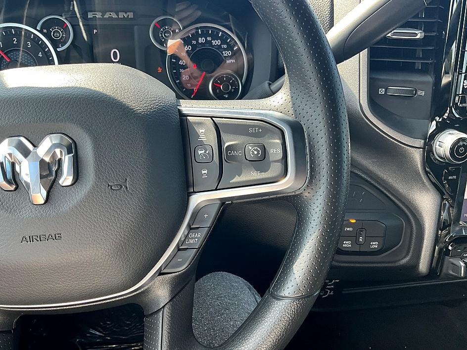 2025 Ram 2500 Tradesman photo 21