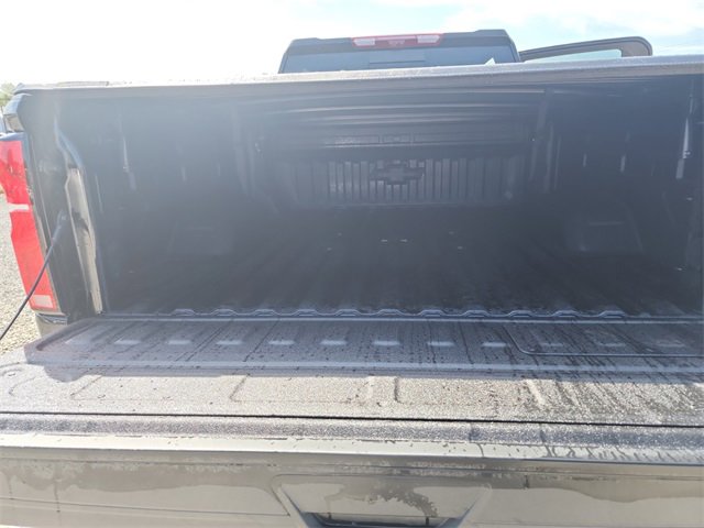 2025 Chevrolet Silverado 3500HD High Country photo 14