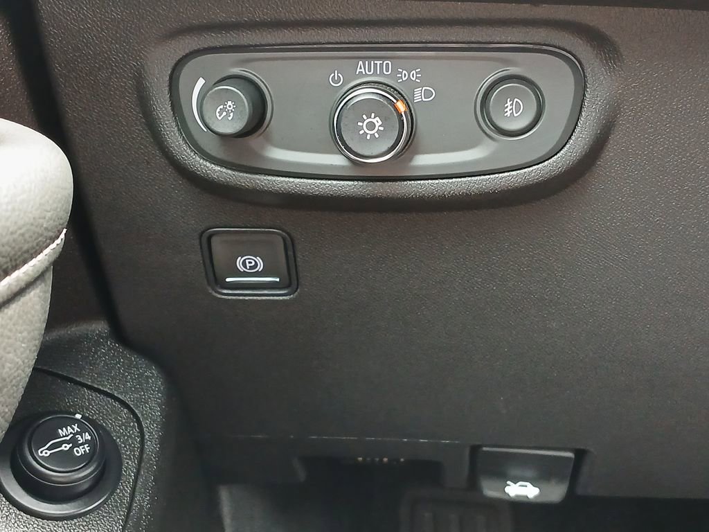 2024 Gmc Terrain SLT photo 17