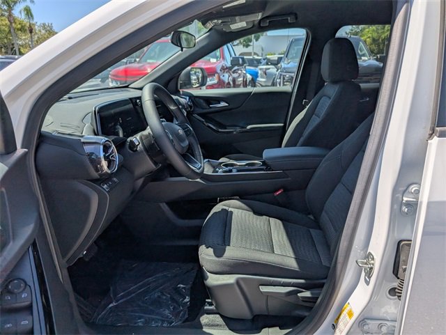 2026 Chevrolet Equinox LT photo 3