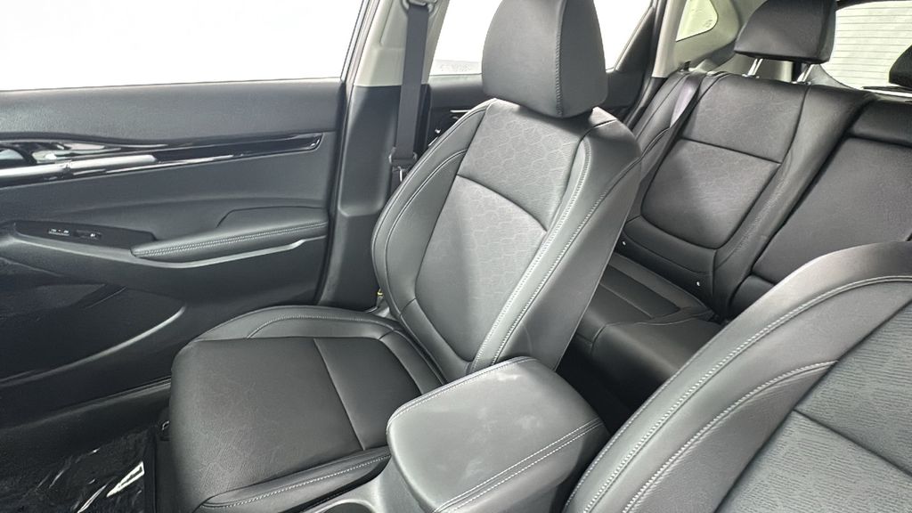 2026 Kia Seltos EX photo 12