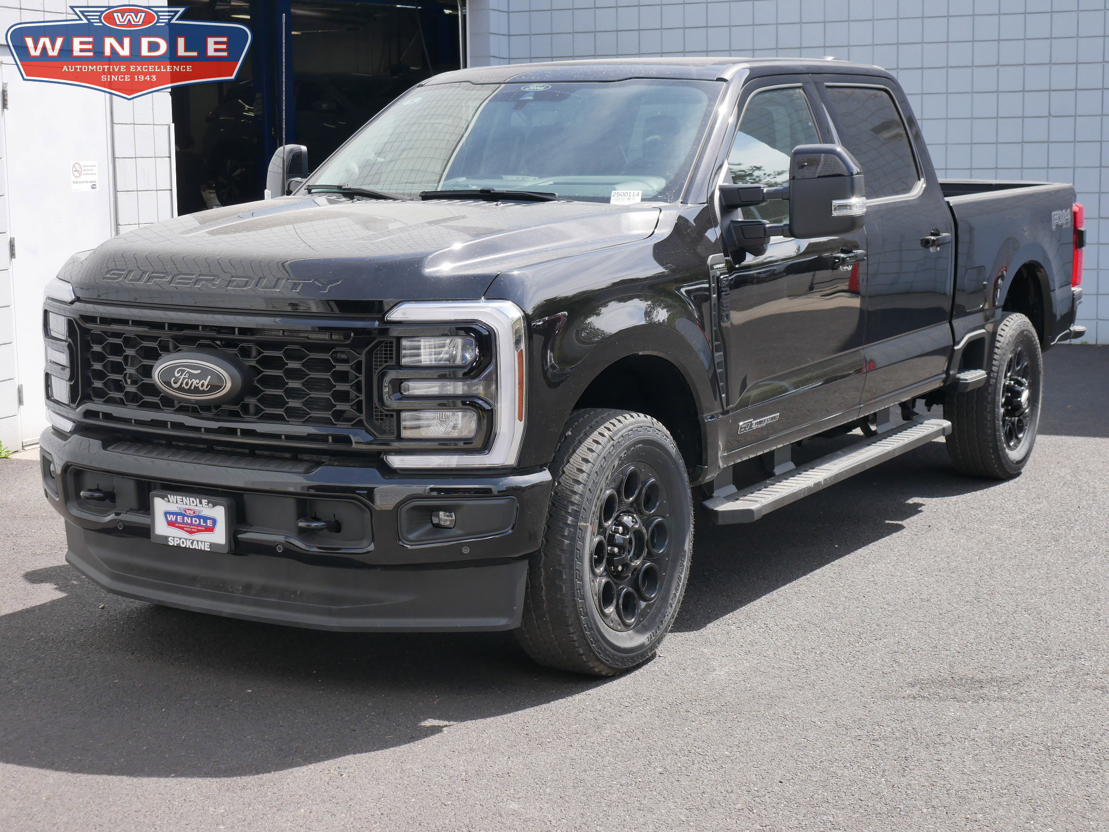 2025 Ford F-250 Super Duty Lariat's photo