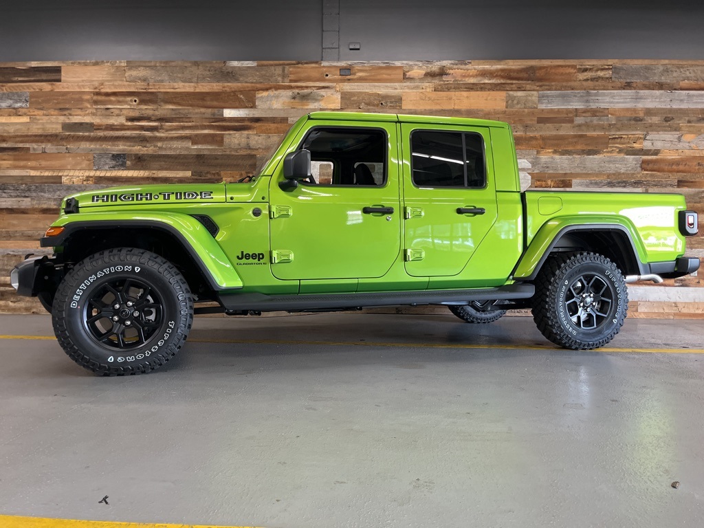2025 Jeep Gladiator Sport photo 48