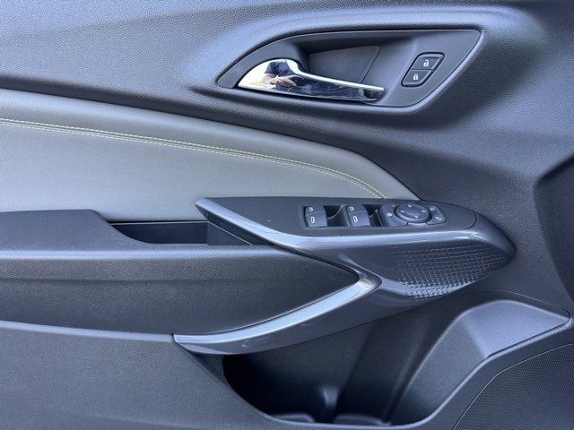 2025 Chevrolet Trax ACTIV photo 9