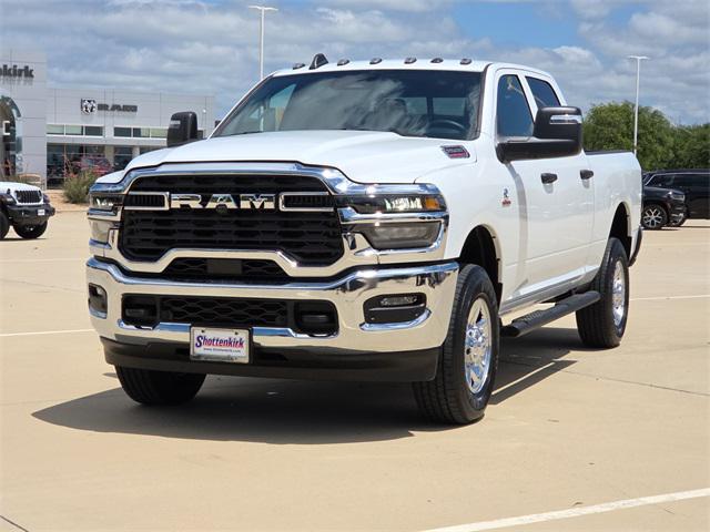 2025 Ram 2500 Tradesman photo 3
