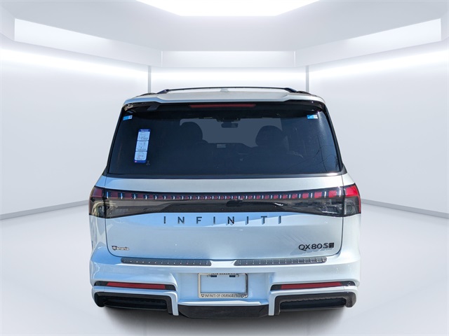 2026 Infiniti QX80 Sensory photo 3