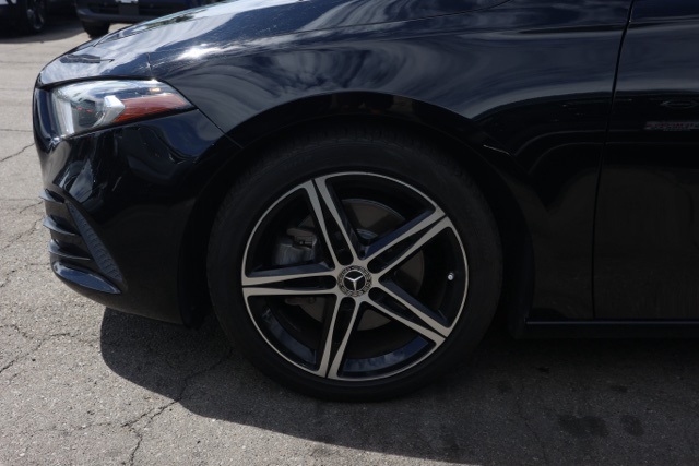2021 Mercedes Benz A 220 photo 7