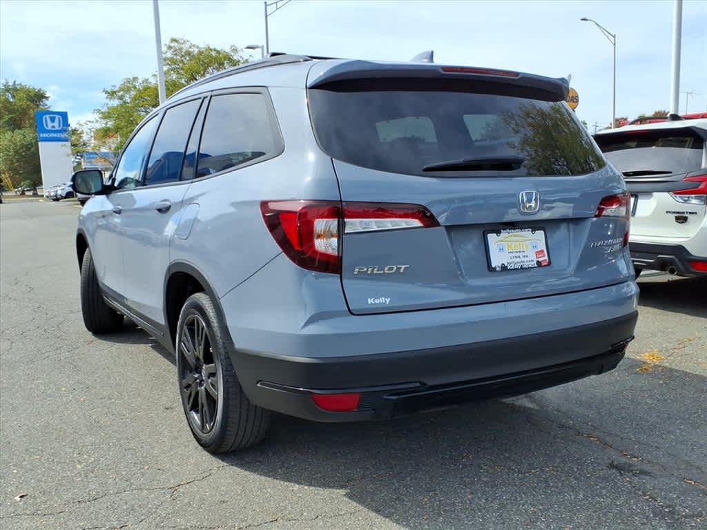 2022 Honda Pilot Black Edition photo 6