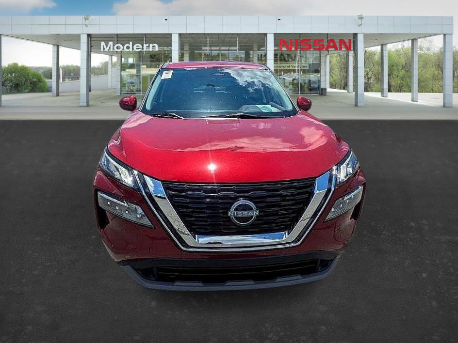 2023 Nissan Rogue SV photo 2