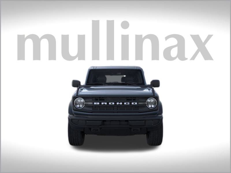 2025 Ford Bronco Base photo 4