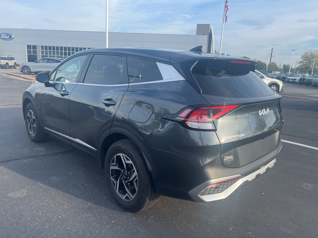 2024 Kia Sportage LX photo 6