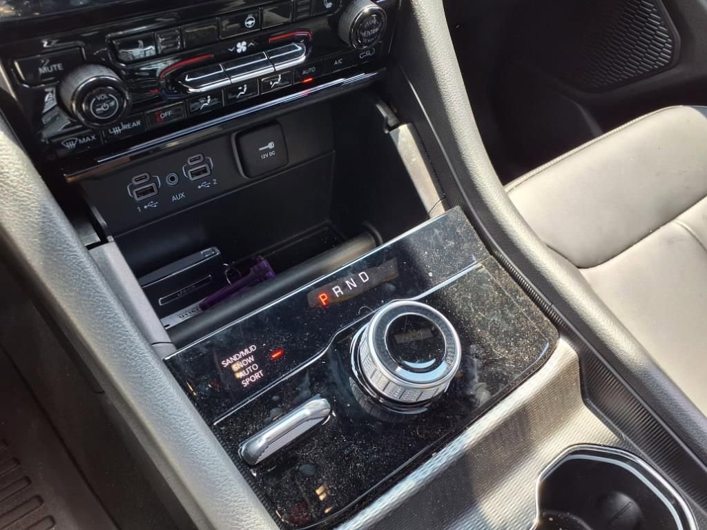 2025 Jeep Grand Cherokee Limited photo 28