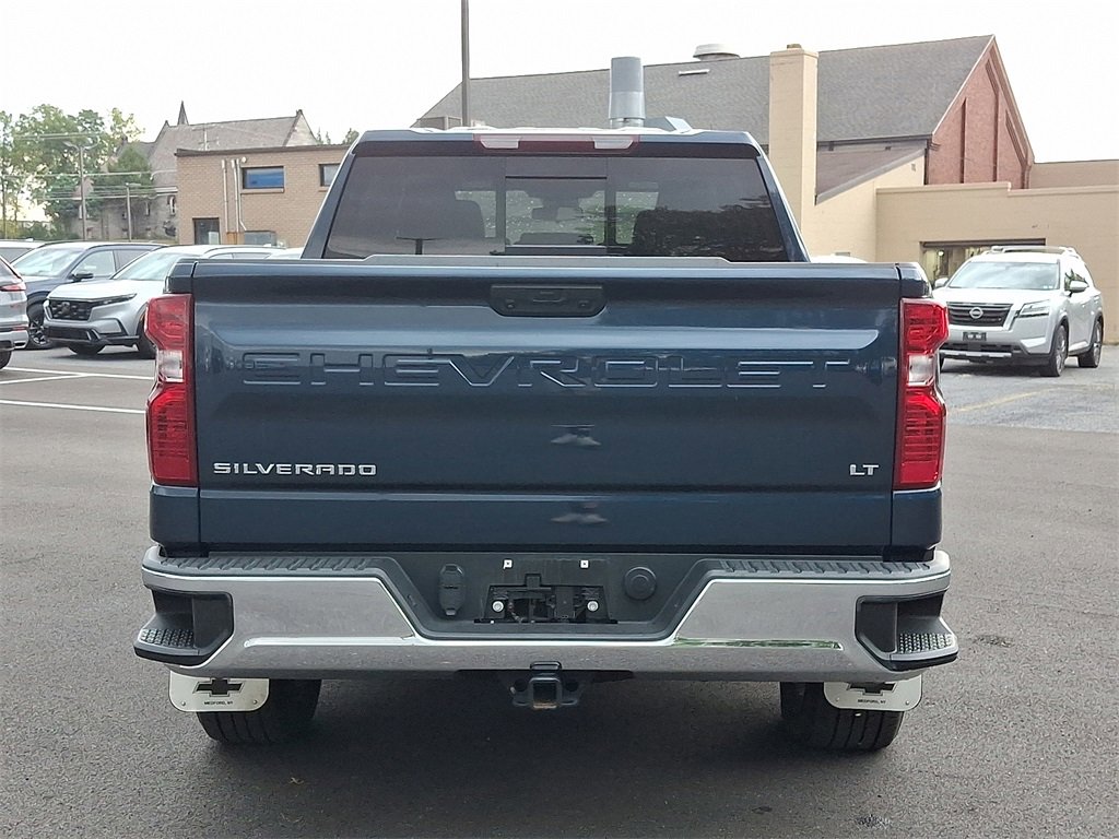 2022 Chevrolet Silverado 1500 LT photo 6