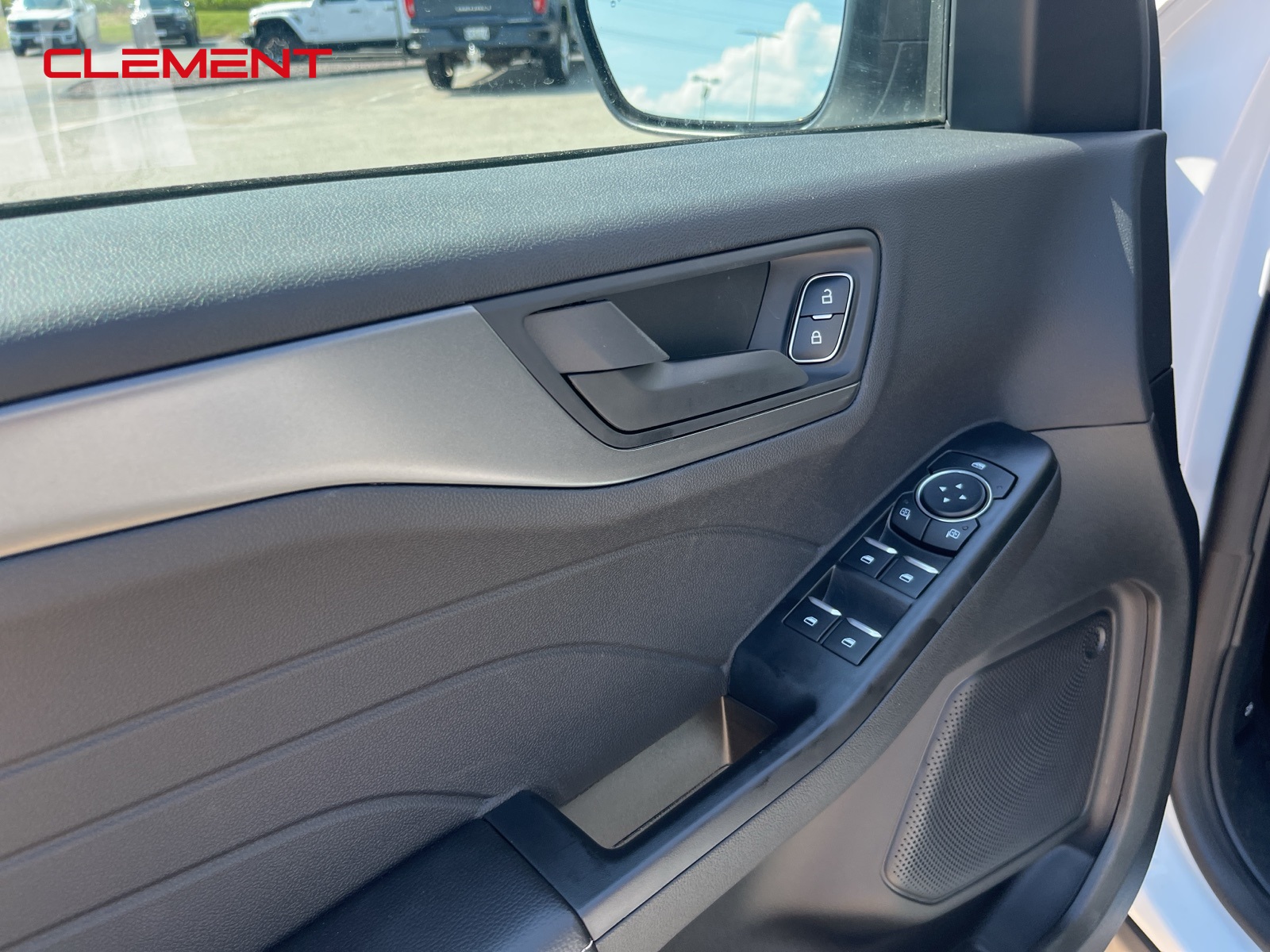 2025 Ford Escape Active photo 27