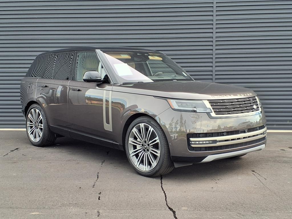 2023 Land Rover Range Rover SE photo 32