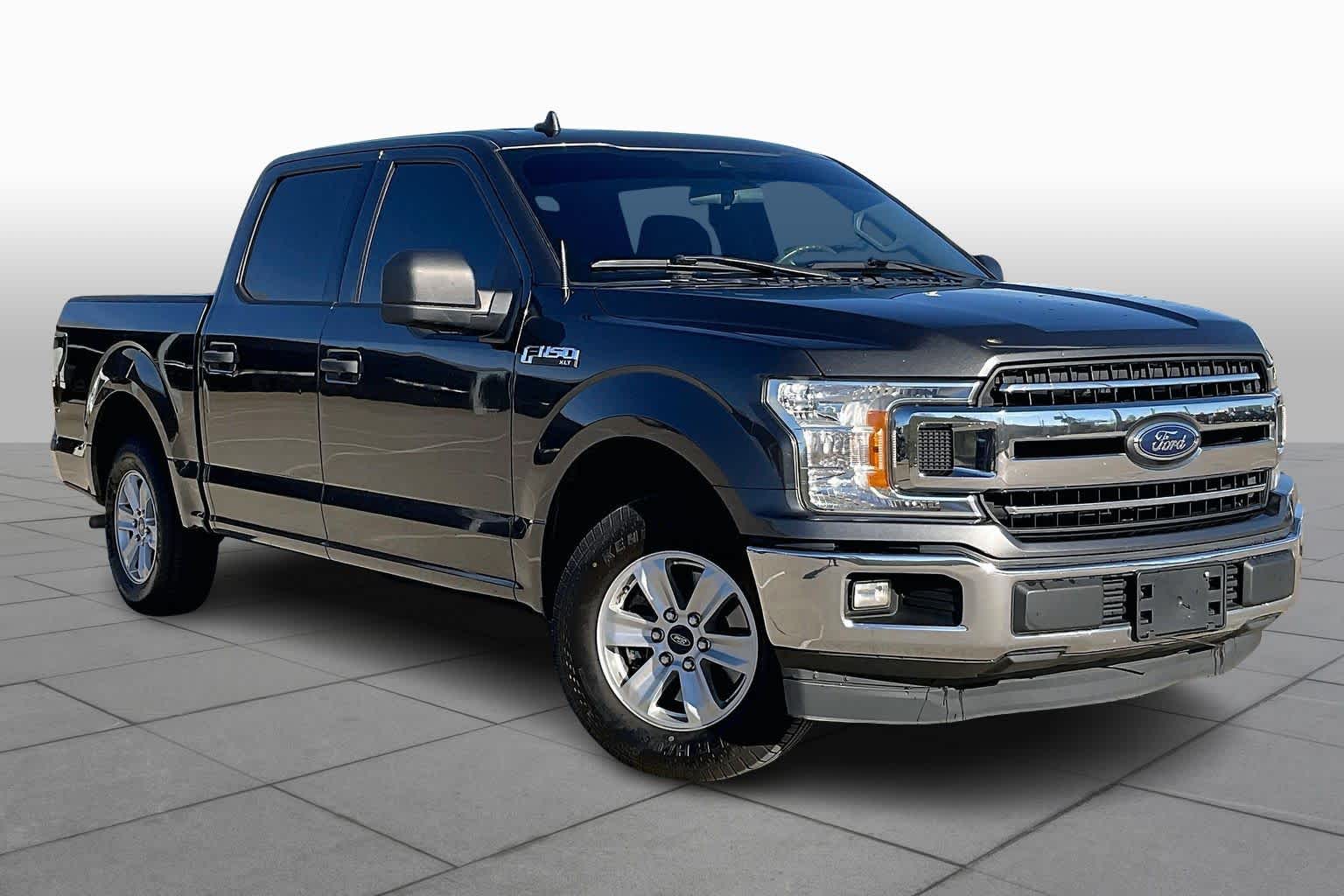 2019 Ford F-150 XLT photo 2
