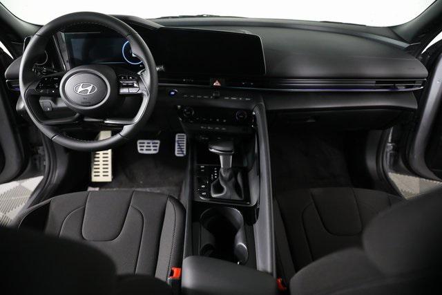 2025 Hyundai Elantra Hybrid SEL Sport photo 21