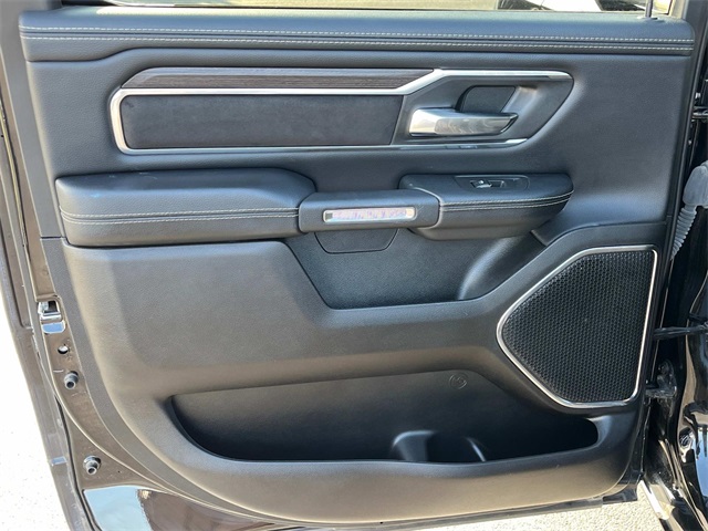 2025 Ram 1500 Laramie photo 17