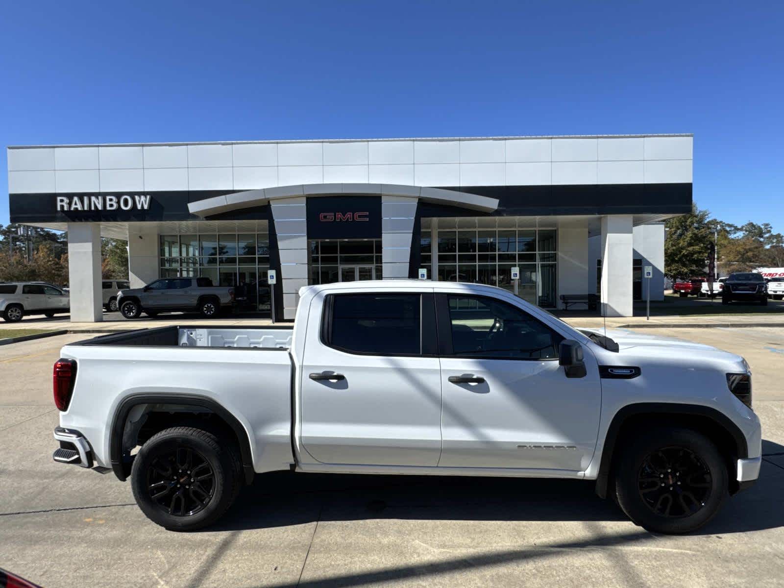2026 GMC Sierra 1500 Pro's photo