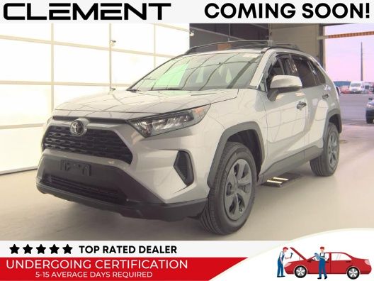 2019 Toyota RAV4 LE's photo