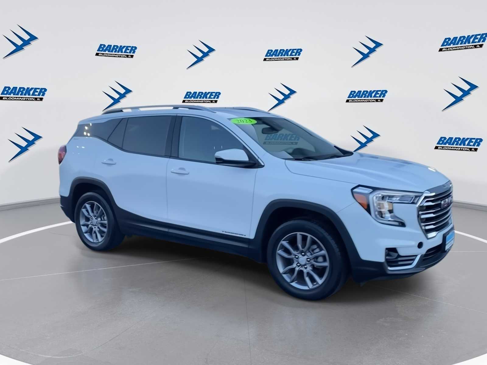 2023 Gmc Terrain SLT photo 2