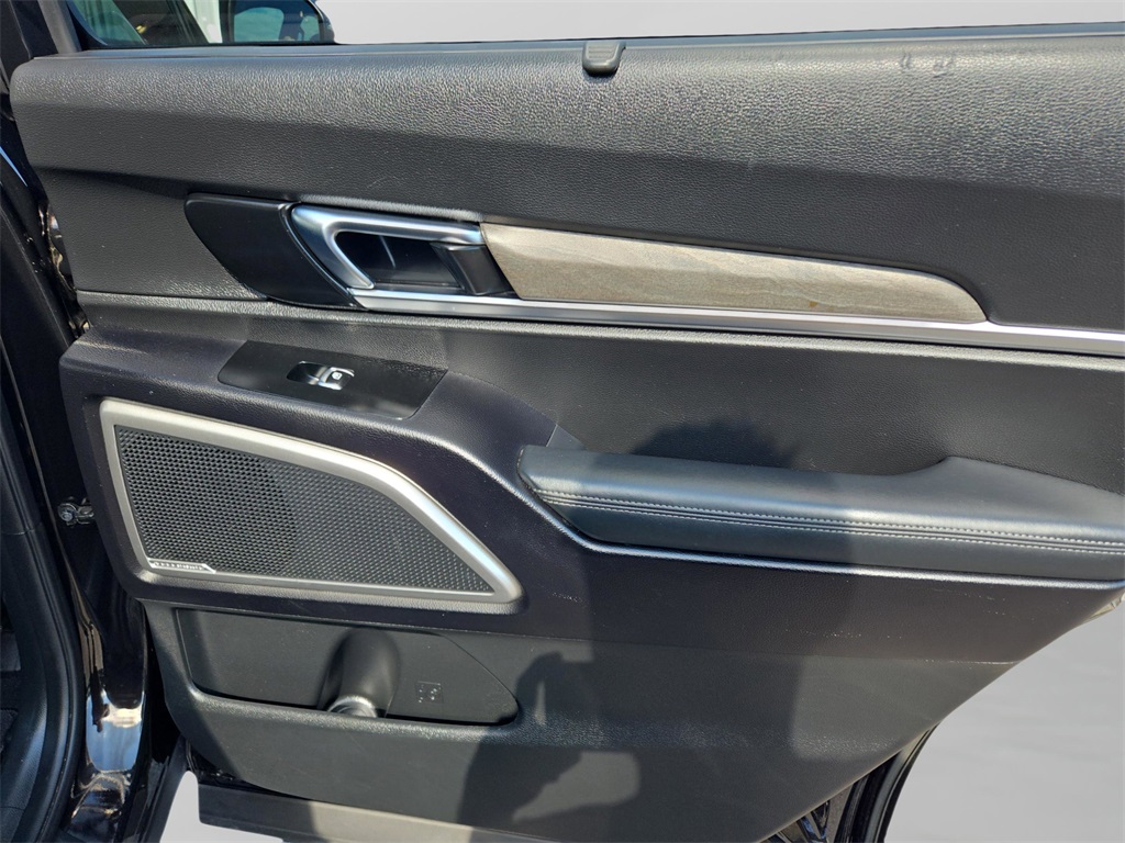 2022 Kia Telluride EX photo 24