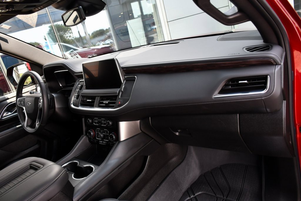 2023 Chevrolet Suburban Z71 photo 30