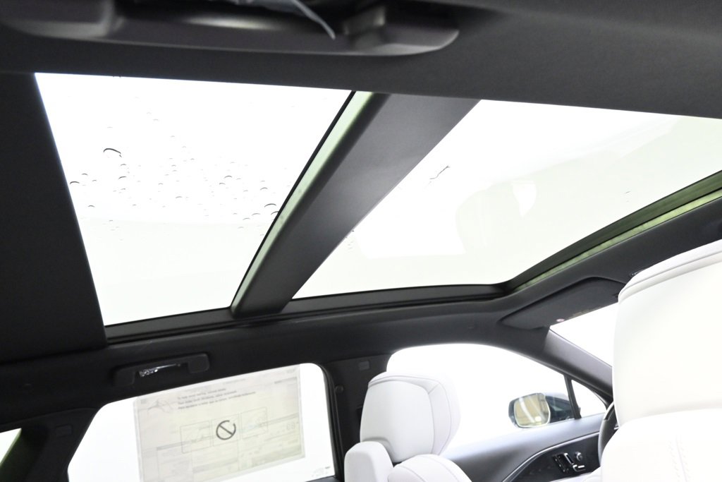 2025 Cadillac Lyriq Sport photo 17