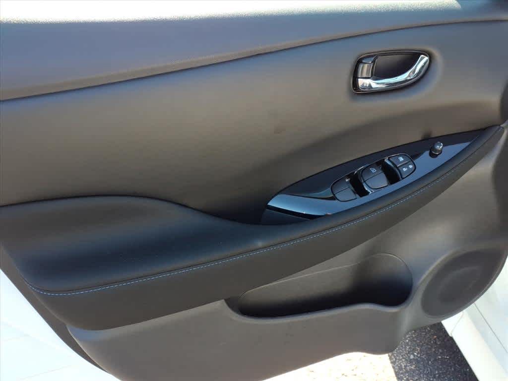 2024 Nissan Leaf SV Plus photo 10