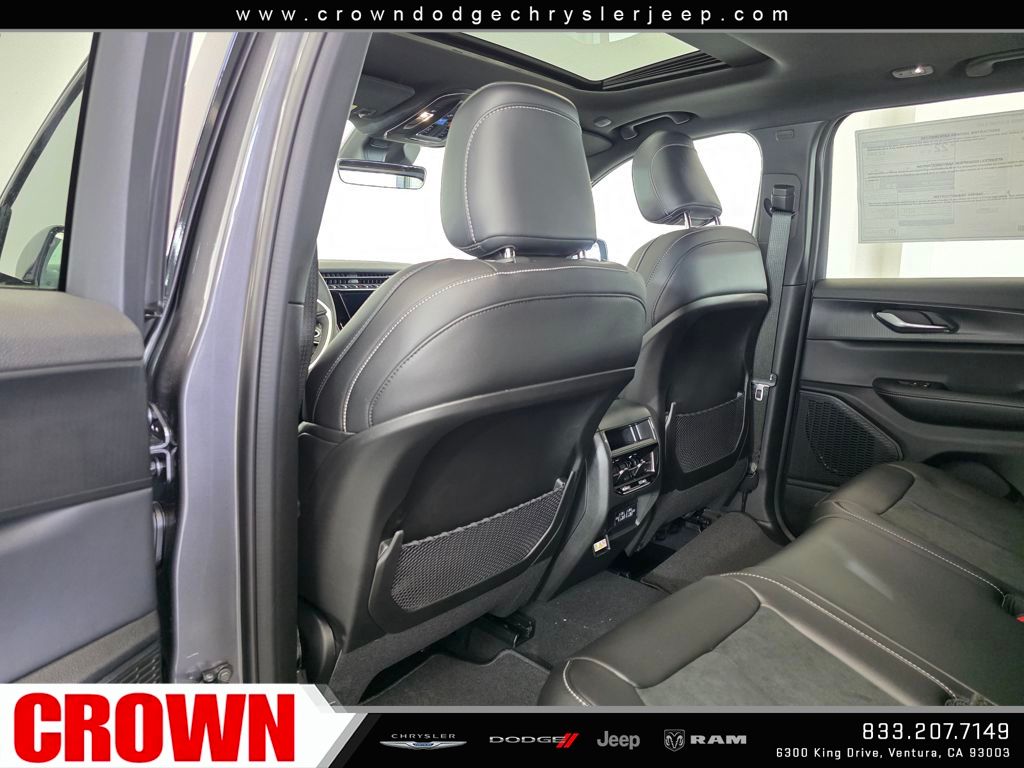 2025 Jeep Grand Cherokee Altitude X photo 13