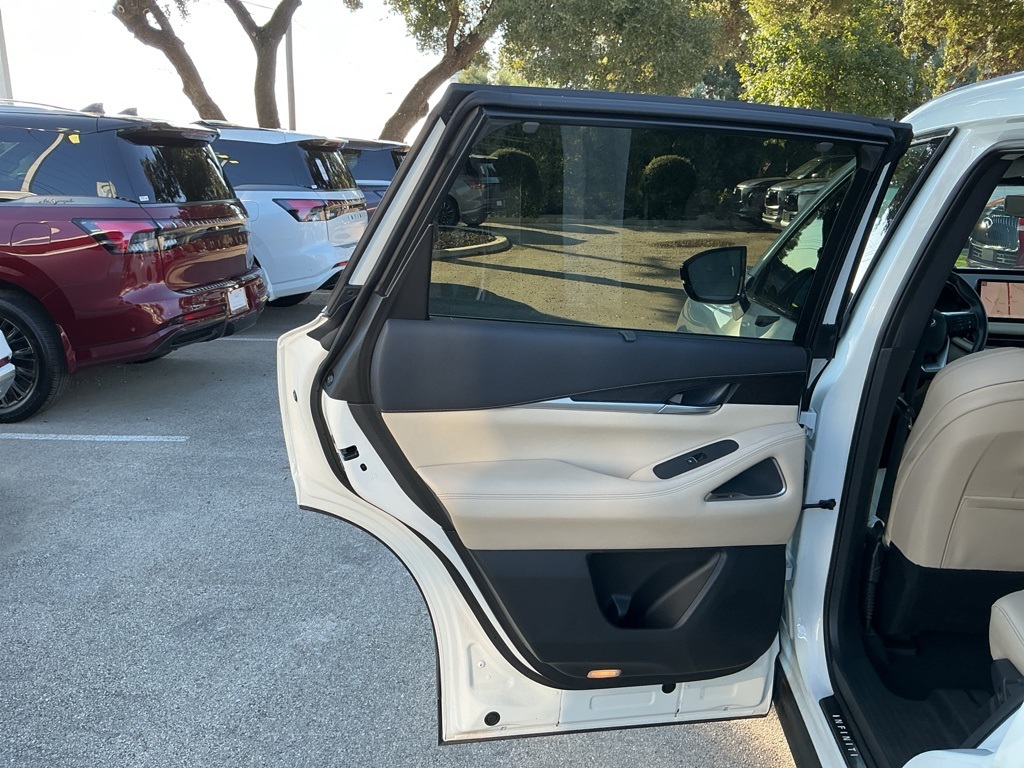 2023 Infiniti QX60 Sensory photo 24