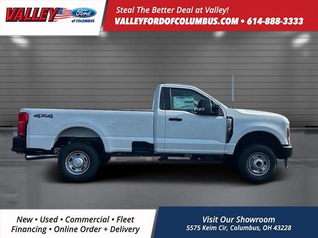 2025 Ford F-250 photo 3