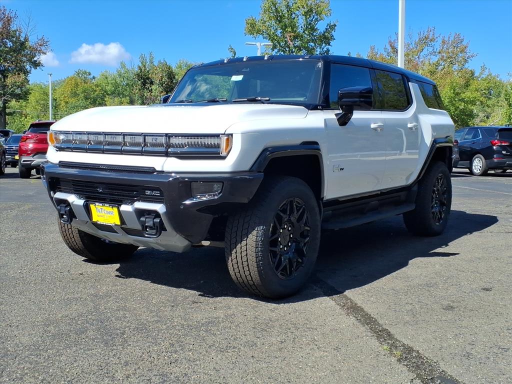 2026 GMC HUMMER EV 2X's photo