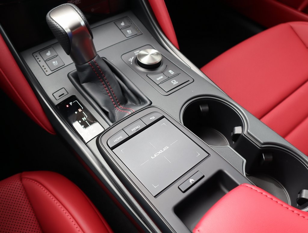 2025 Lexus IS 300 F SPORT photo 28