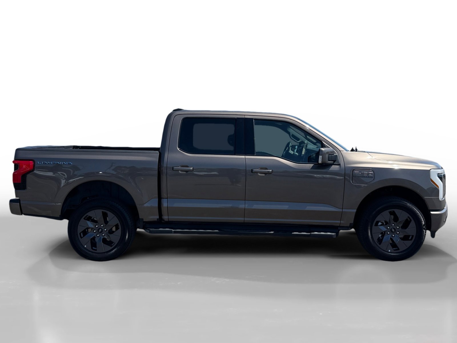 2022 Ford F-150 Lightning photo 6