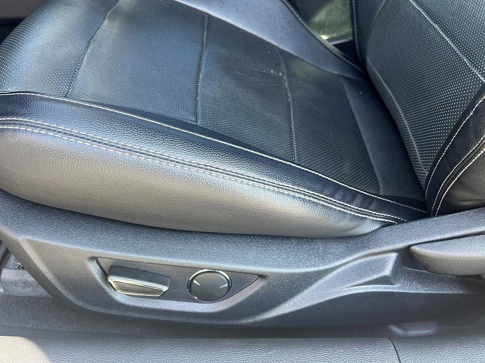 2019 Ford Mustang EcoBoost Premium photo 19