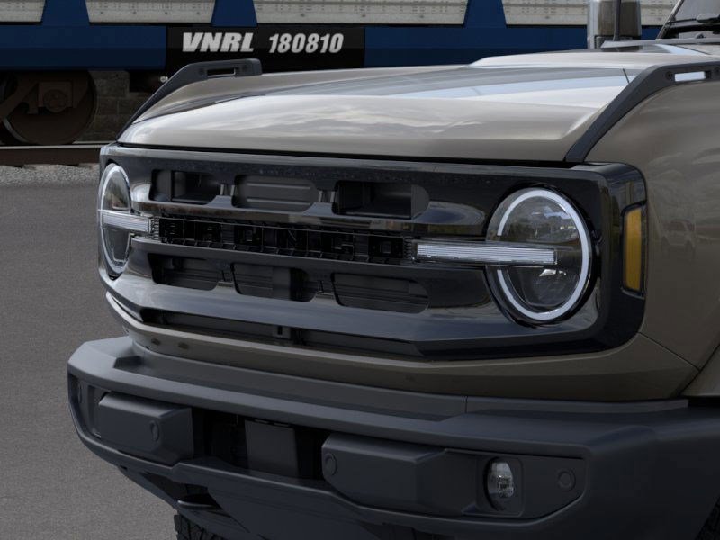 2025 Ford Bronco Outer Banks photo 16