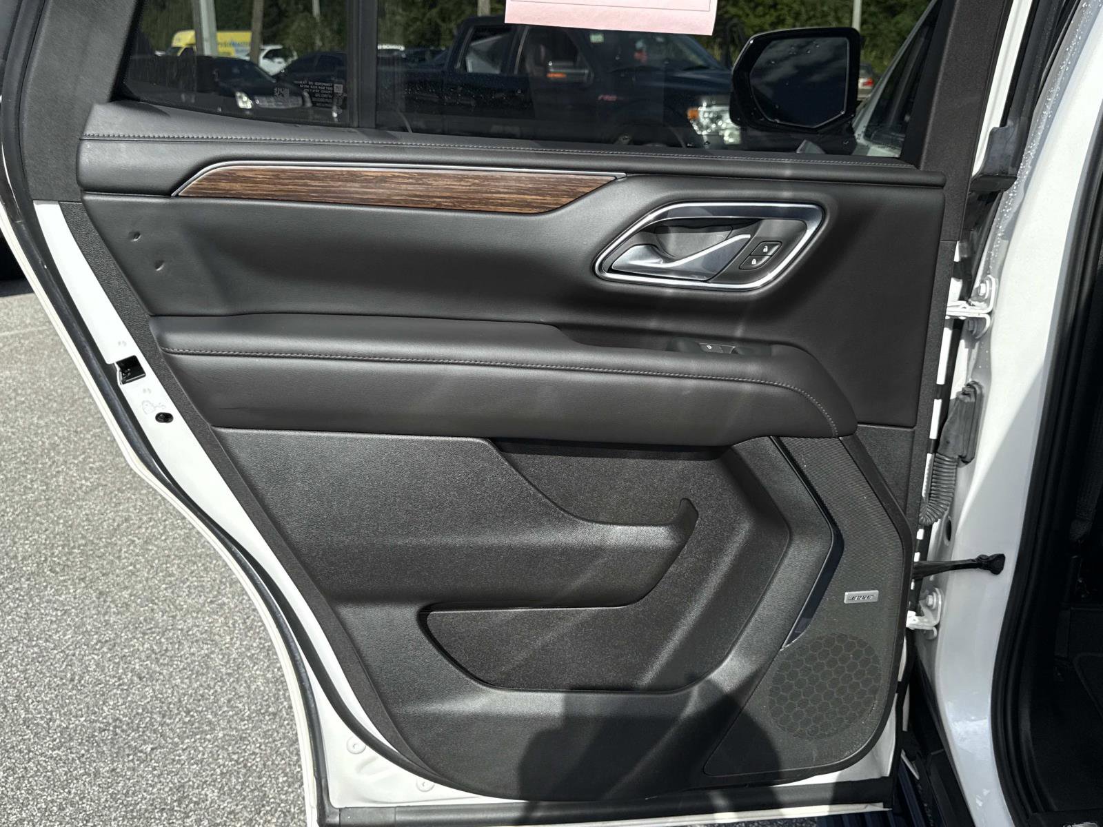 2023 Chevrolet Tahoe High Country photo 9