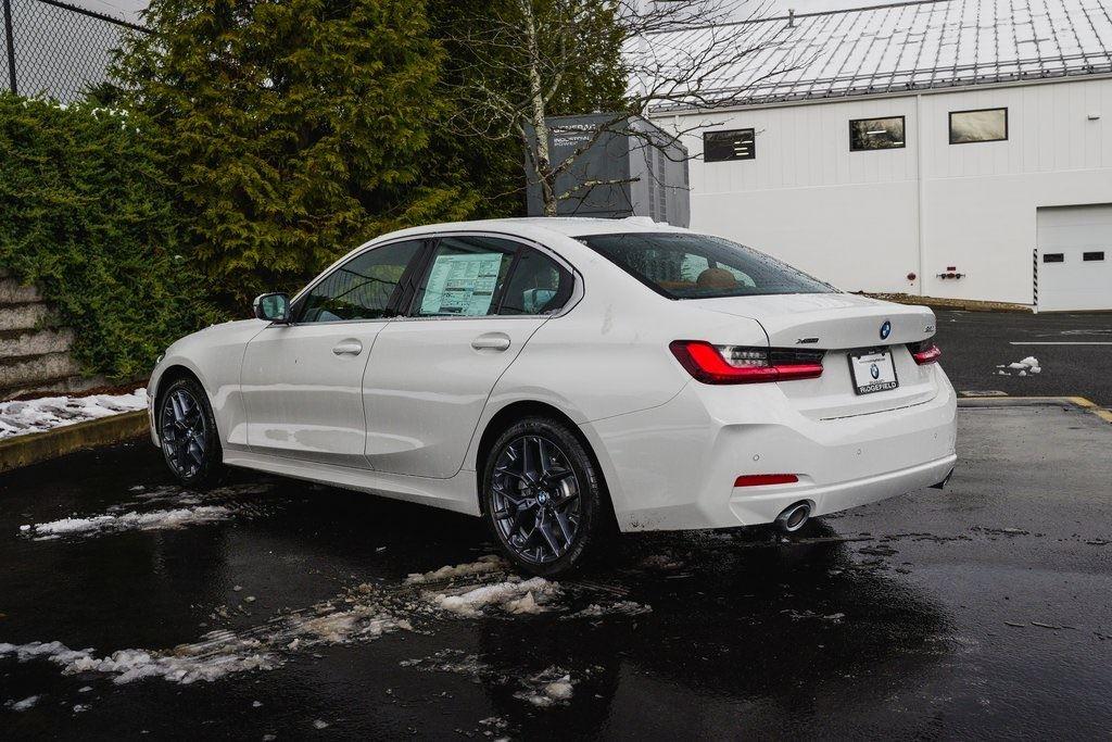 New 2025 Alpine White BMW 330i xDrive image 9
