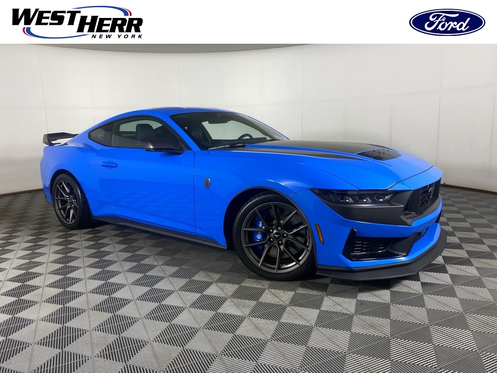 2024 Ford Mustang Dark Horse's photo