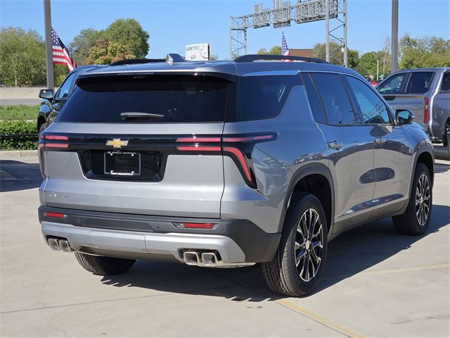 2026 Chevrolet Traverse photo 3