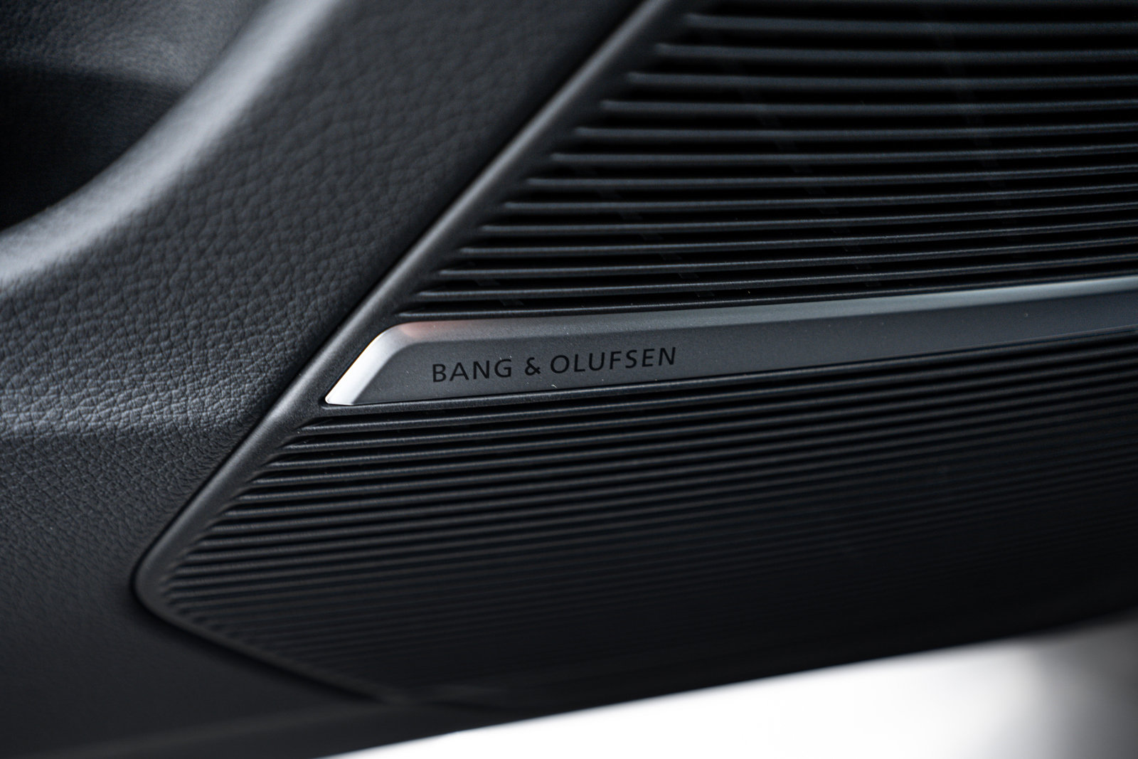 2025 Audi Q8 Premium Plus photo 12